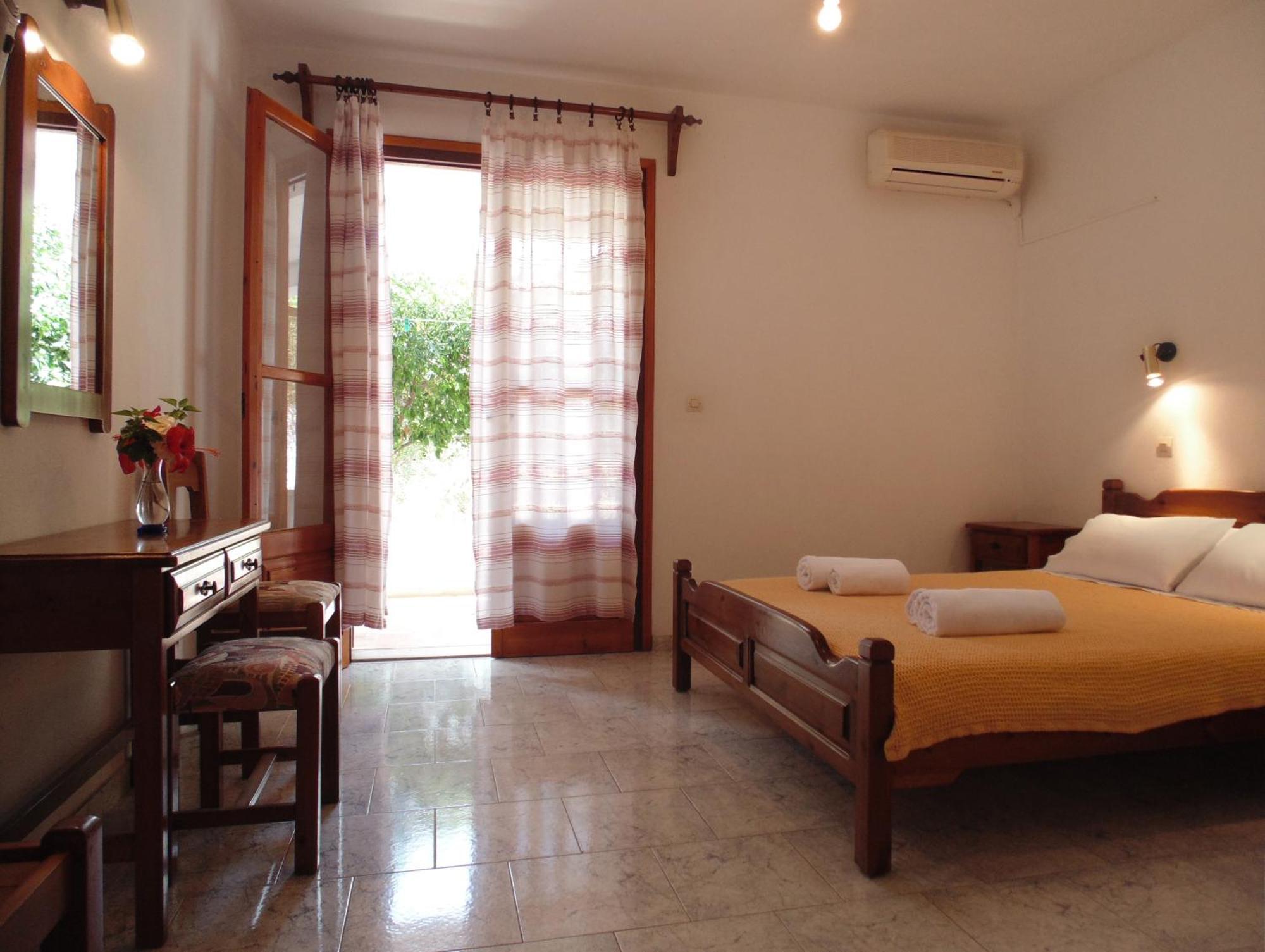 פטיטיריון Villa Melini חדר תמונה